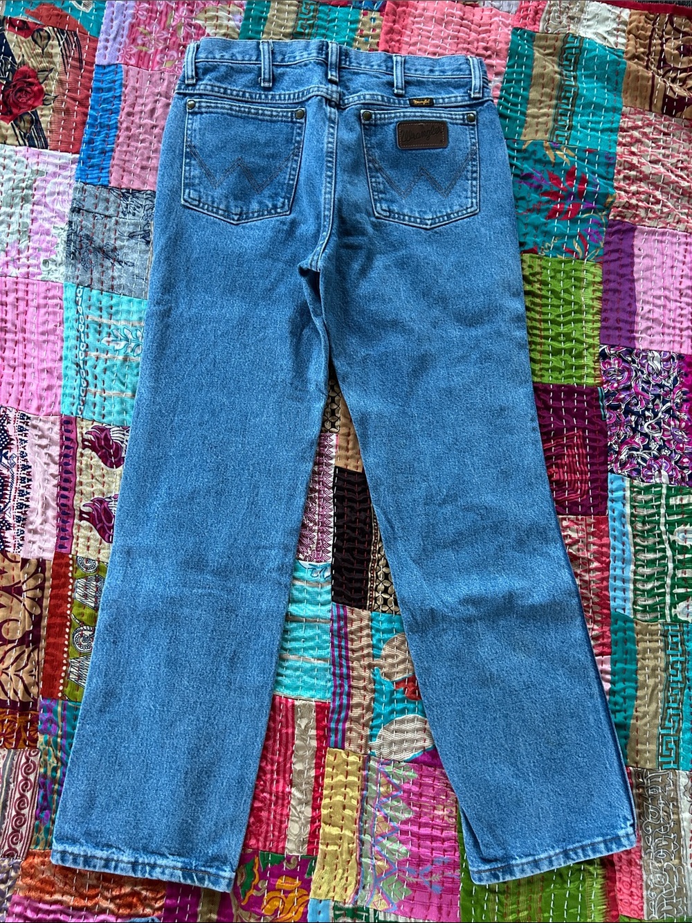 Wrangler Slim Straight Jeans in Light Blue Denim
